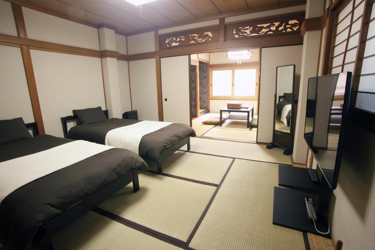 Guest House Futaba Ōsaka Eksteriør bilde