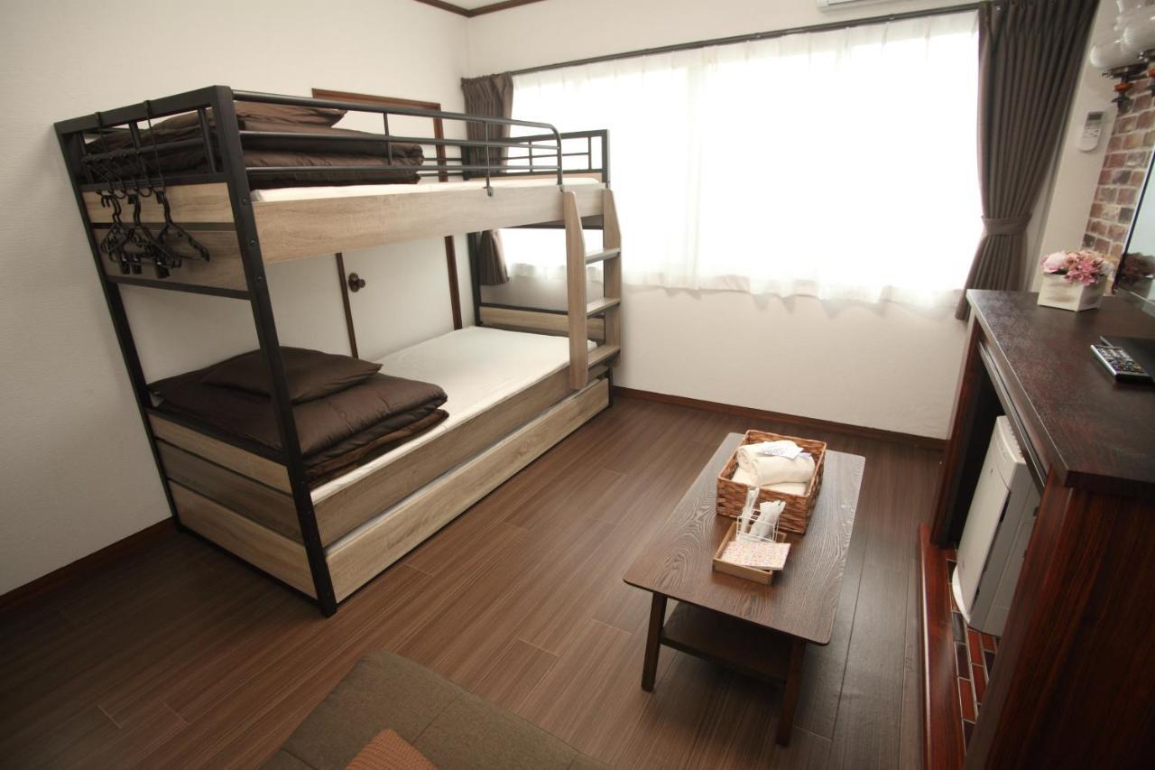 Guest House Futaba Ōsaka Eksteriør bilde